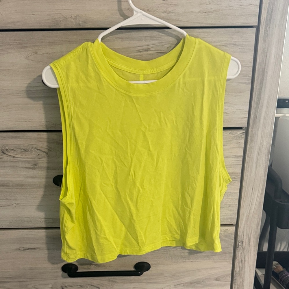 Lululemon tank